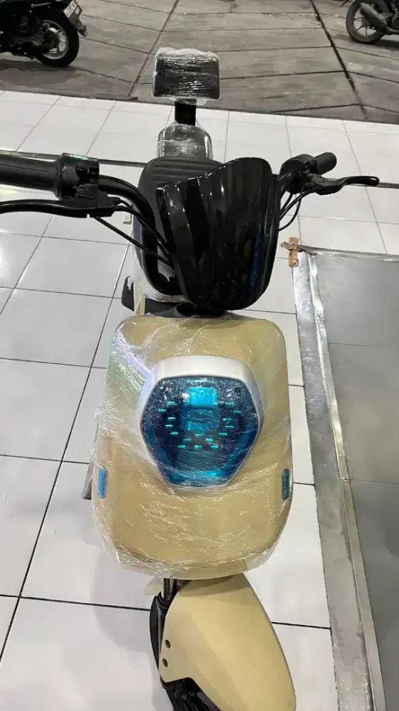 SEPEDA LISTRIK M60 ADV CUMAN 5 JUTAAN AJA