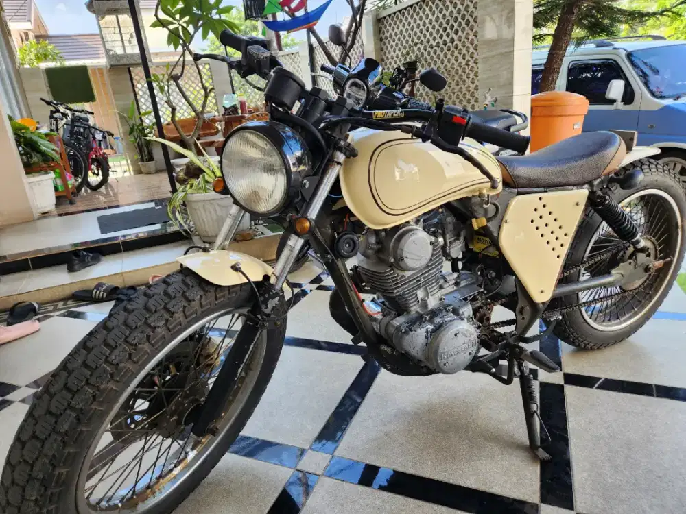 Kawasaki Binter Merzy Custom Bobber (Koleksian) – Rare items