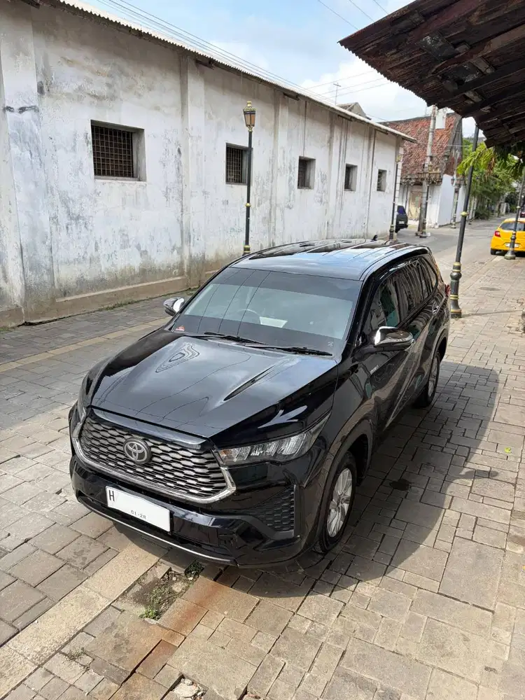 Kijang inova tangan pertama