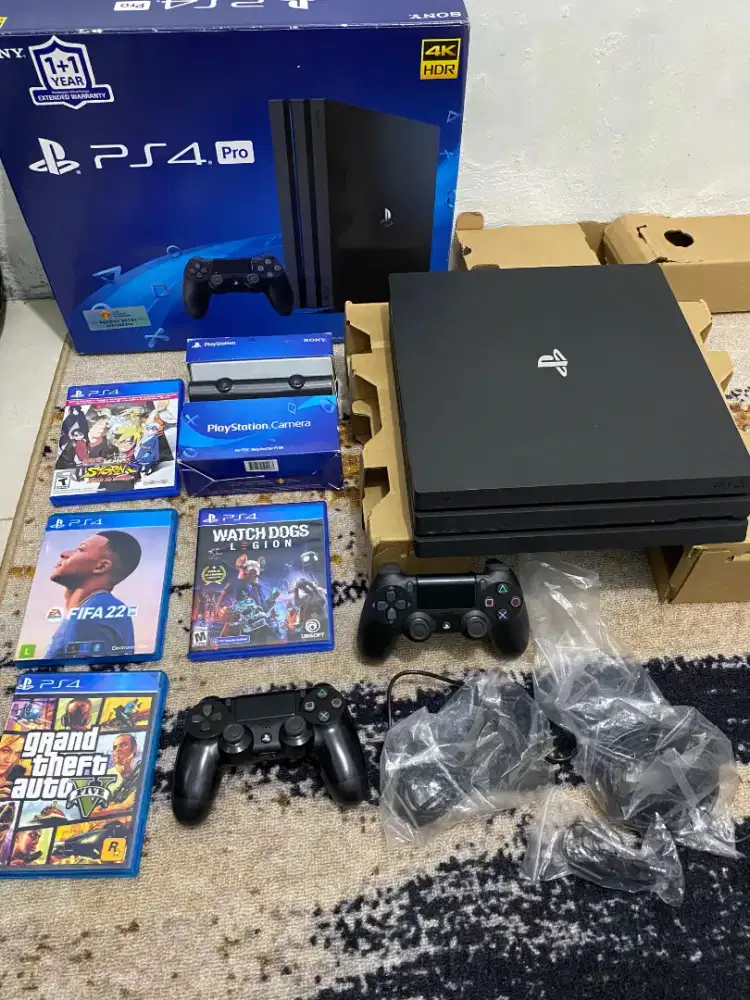 PS4 PRO ORI 1TB EX GARANSI INDO SUPER LIKE NEW