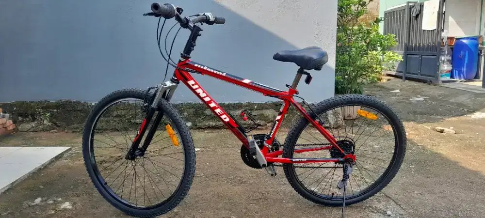 Sepedah Gunung UNITED