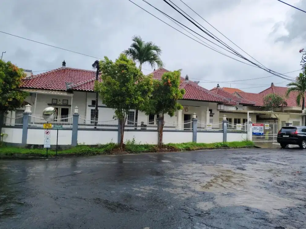 DIJUAL TANAH + BANGUNAN 806 M2 DI BENOA, BADUNG