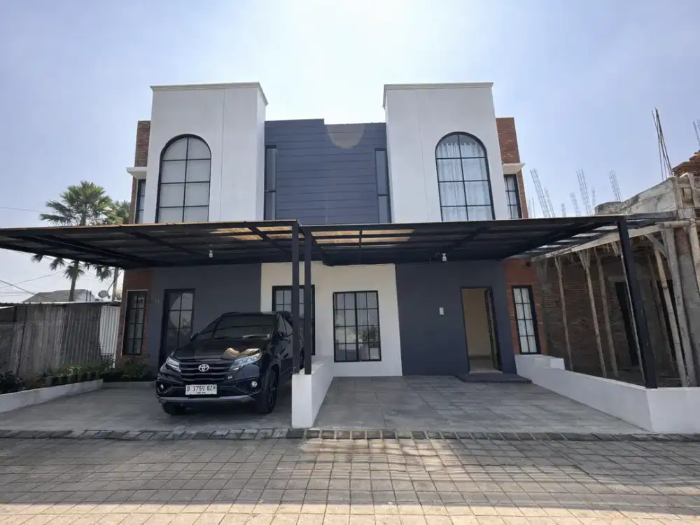 Rumah Mewah 2 Lantai Bonus Kanopi