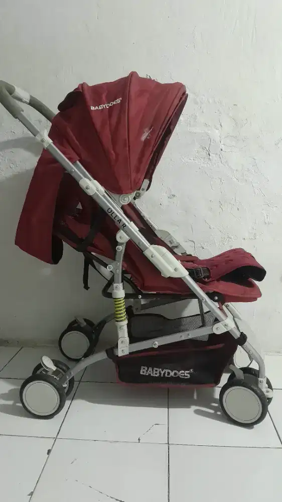 Baby stroller merk BABYDOES