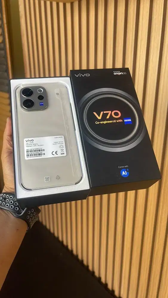 Vivo V70 5G 12-256