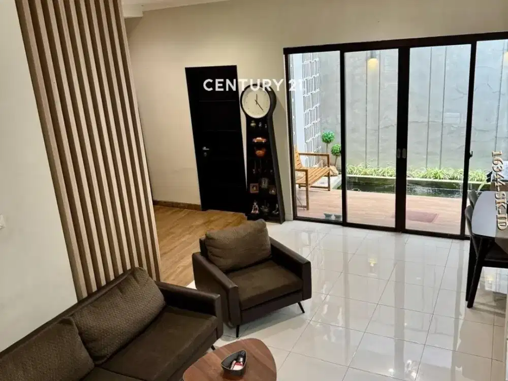 Rumah dijual siap huni semi furnished di Discovery Bintaro Jaya Sektor 7
