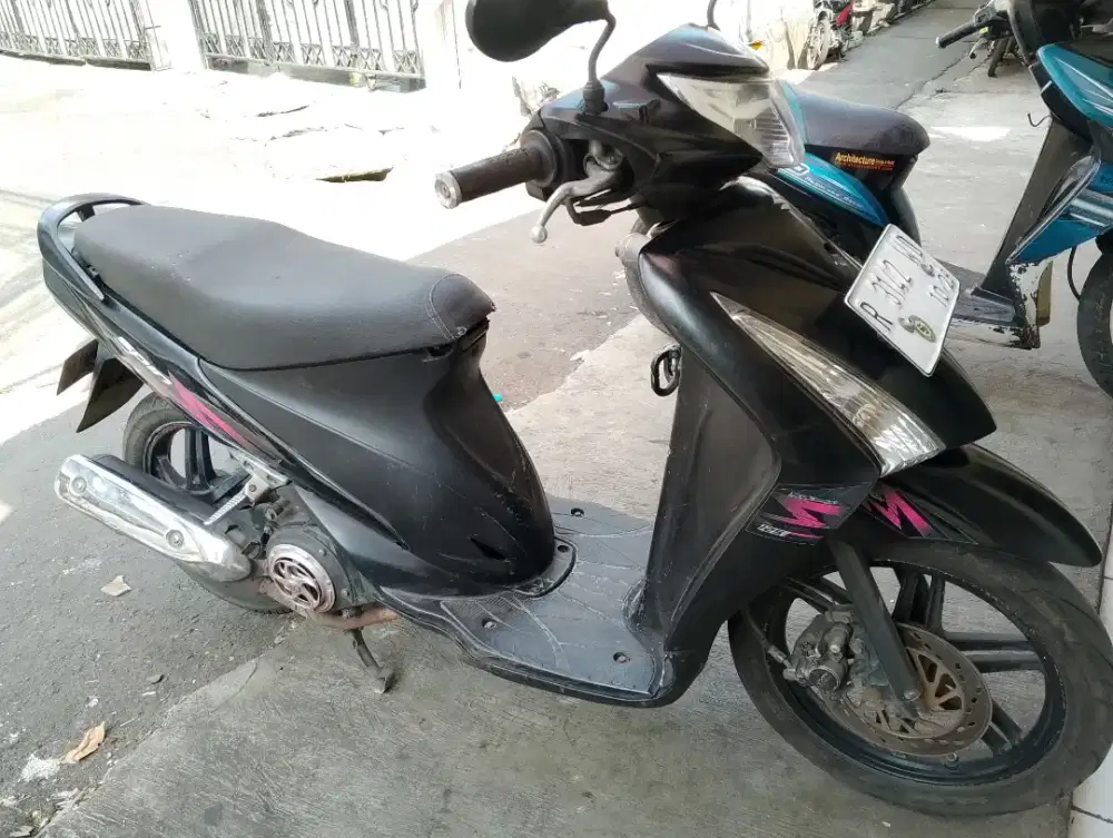 Suzuki spin 125