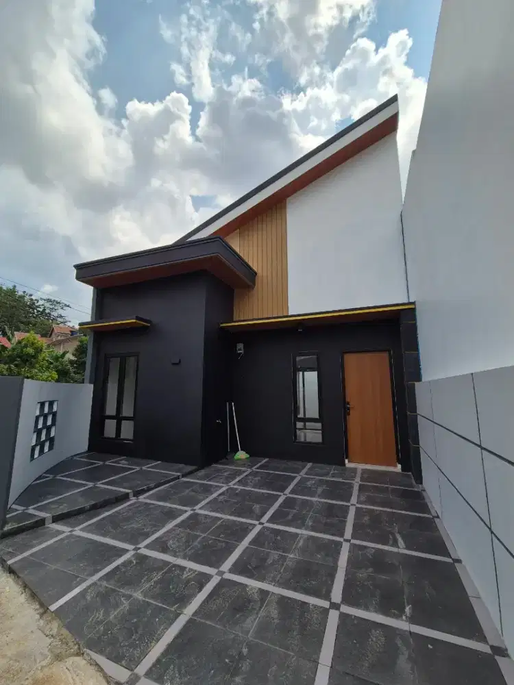 RUMAH 400 JUTAAN DEKAT UMITRA UBL