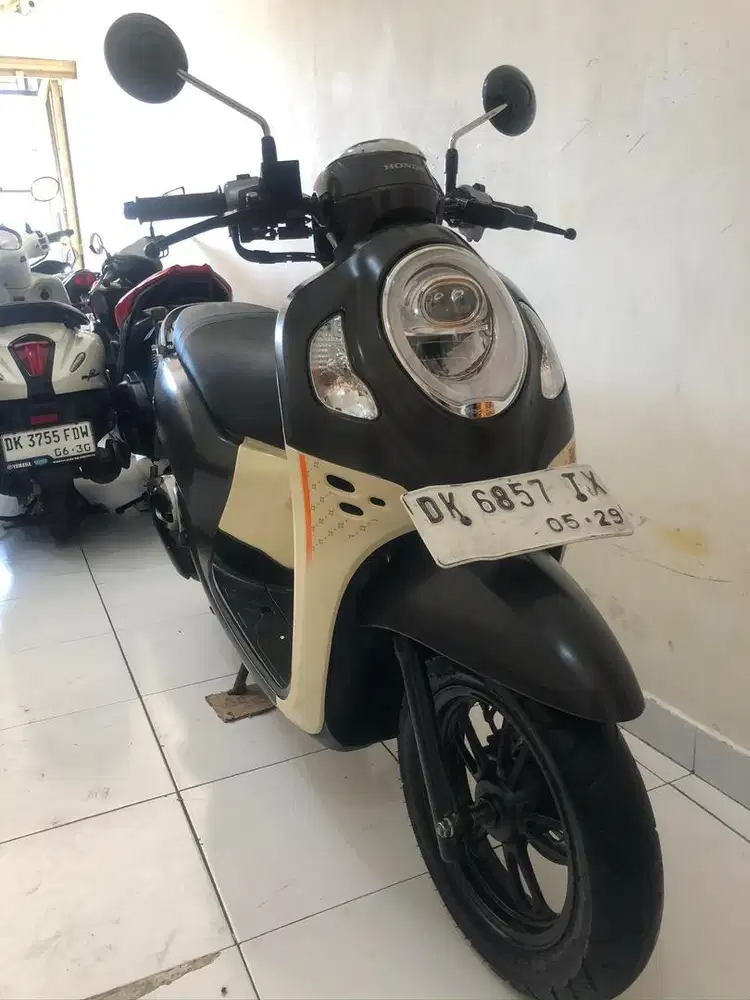 Honda Scoopy Th.2024 Cream!!