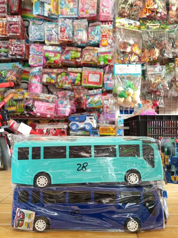 mainan anak bus polos