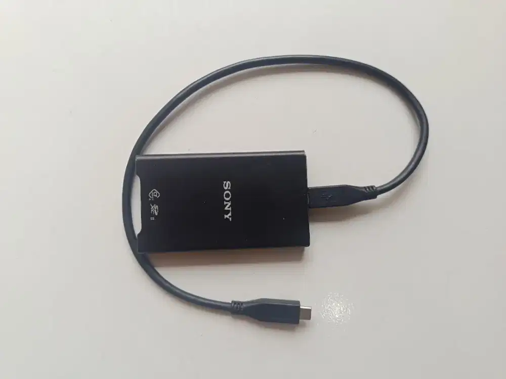 Di jual ajah nih Card rider sony & memori card