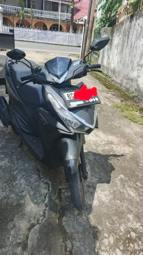 Di Jual Honda Vario 2015