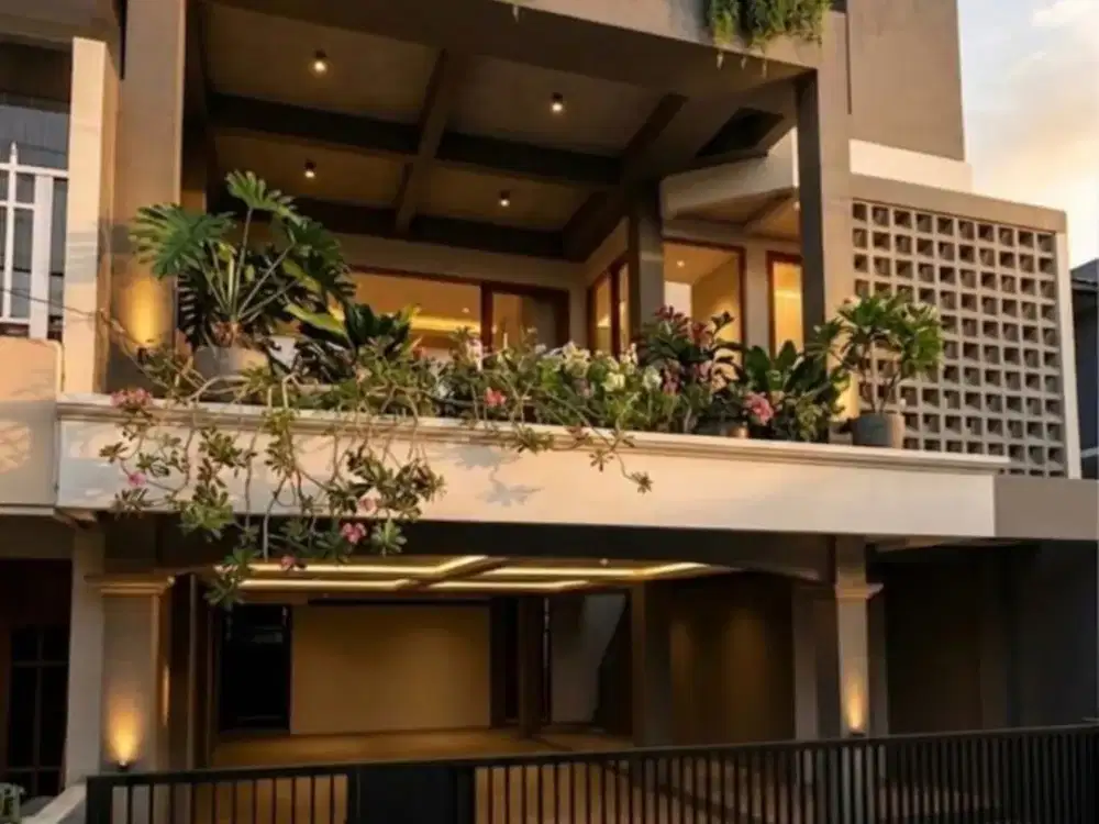 Rumah Kost Kelapa Gading BCS 7x15m 3 lantai, 13 kamar (bangunan baru sudah 80%, tinggal finishing)