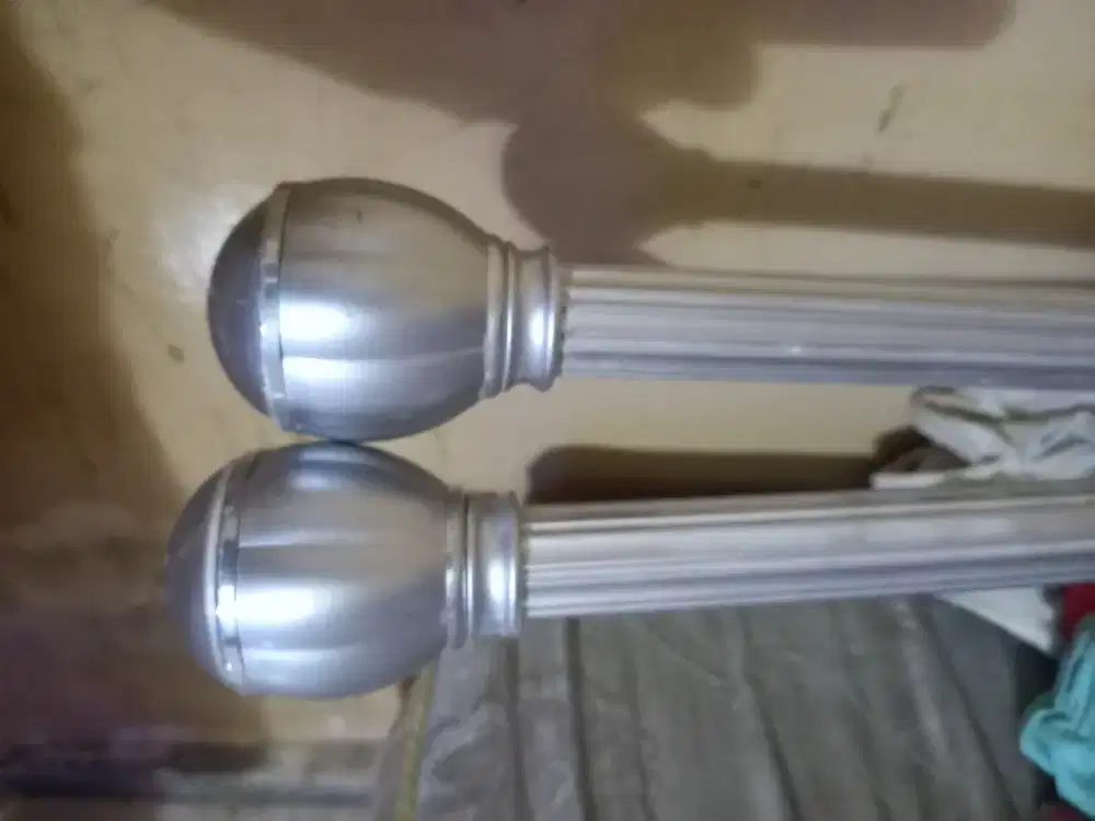 2 tiang Gorden, set lengkap.