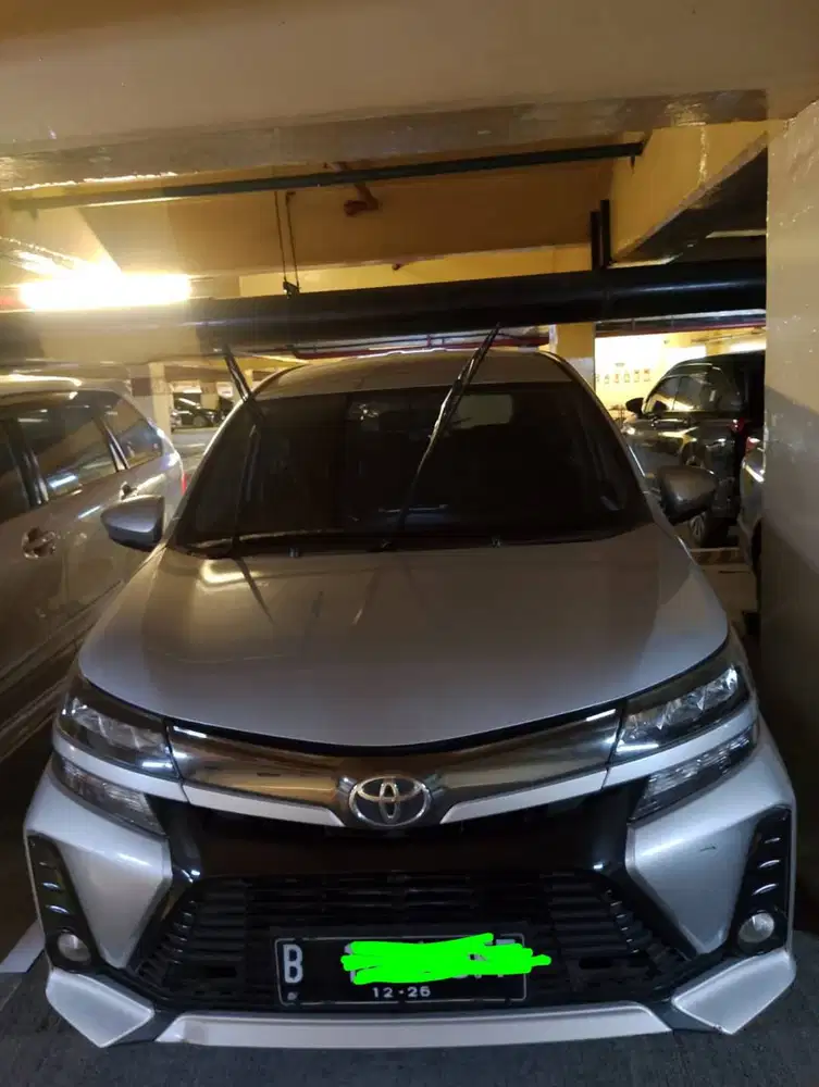 TOYOTA VELOZ 2021 AT SILVER
