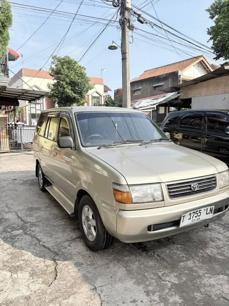 KIJANG KAPSUL LGX 1.8 M/T