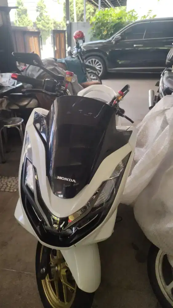 Honda PCX low kilometer 5900