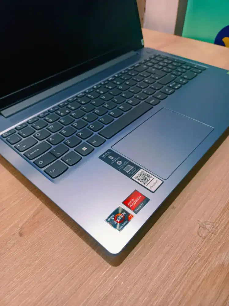LENOVO IDEAPAD Amd ryzen