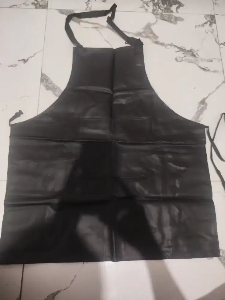 Apron/Celemek Bahan Semi kulit