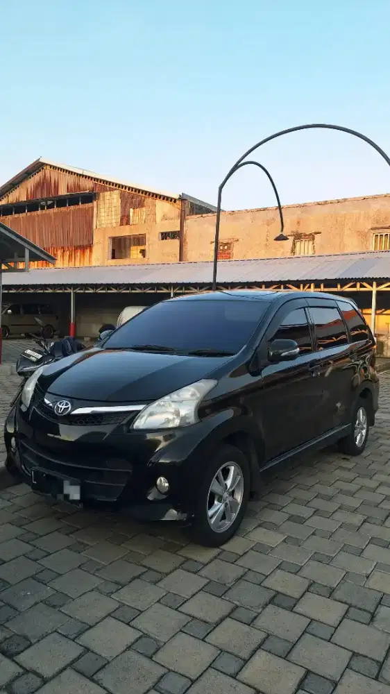 Dijual Cepat BU ! Avanza Veloz 2012 manual full ori luar dalam, tgn 1