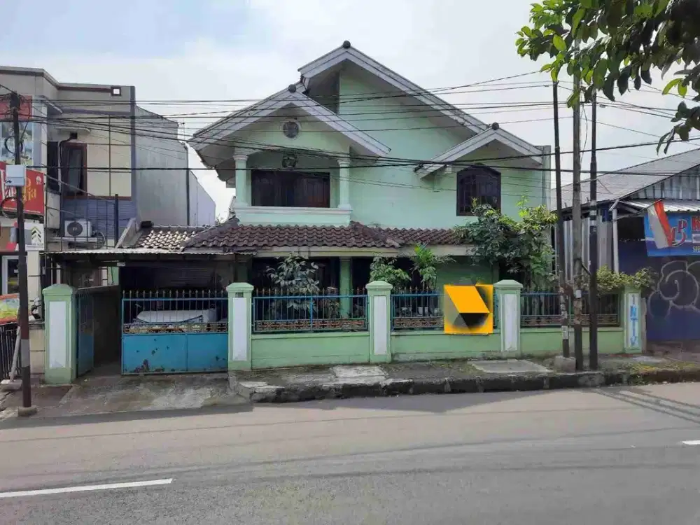 Dijual Rumah 2 Lantai Lokasi Strategis