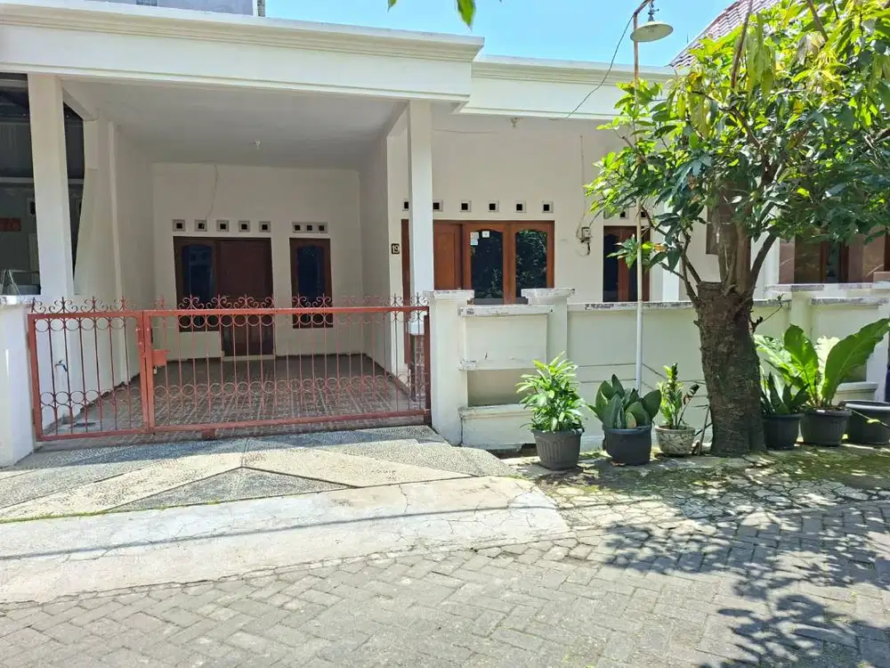 Disewakan Rumah Lokasi Strategis