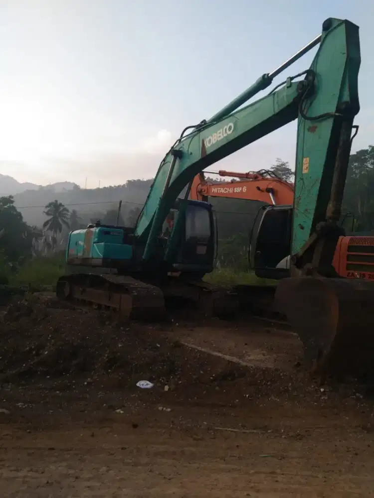 Kobelco 2014 Siap Pakai - Harga Nego - Lokasi Bandung Barat