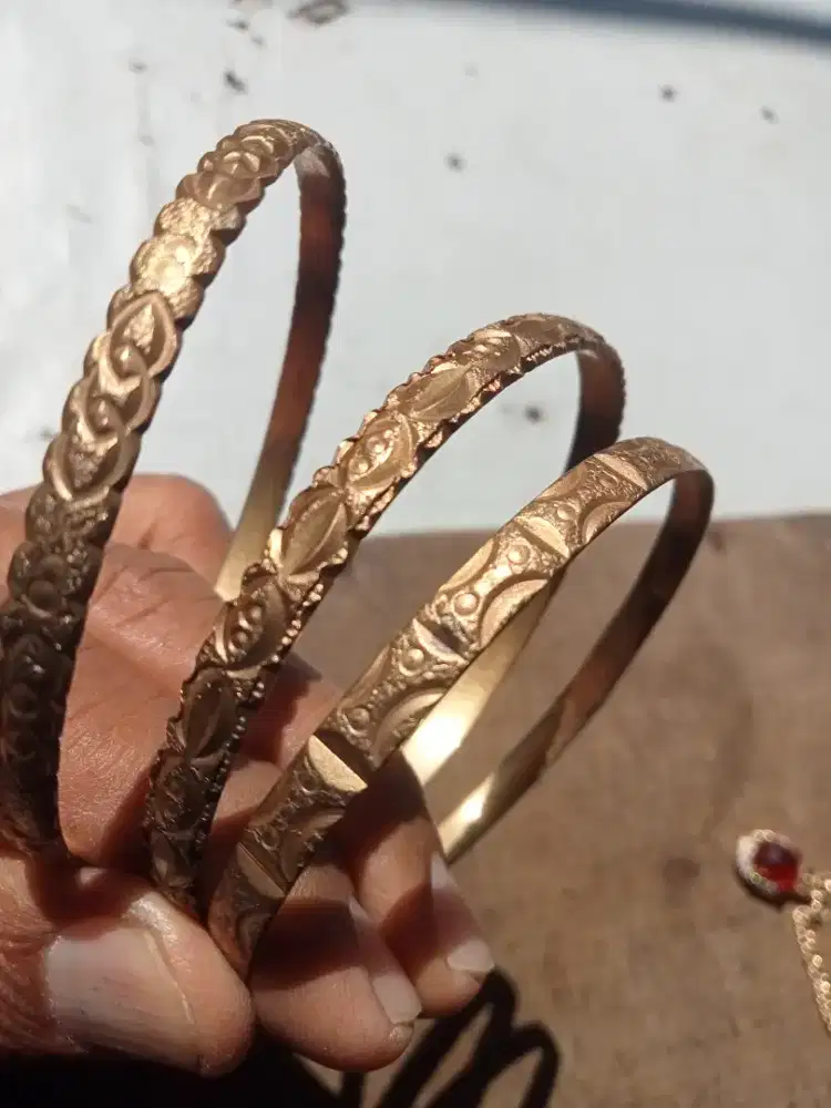 DIJUAL SEGERA 3 BUAH KALUNG TANGAN