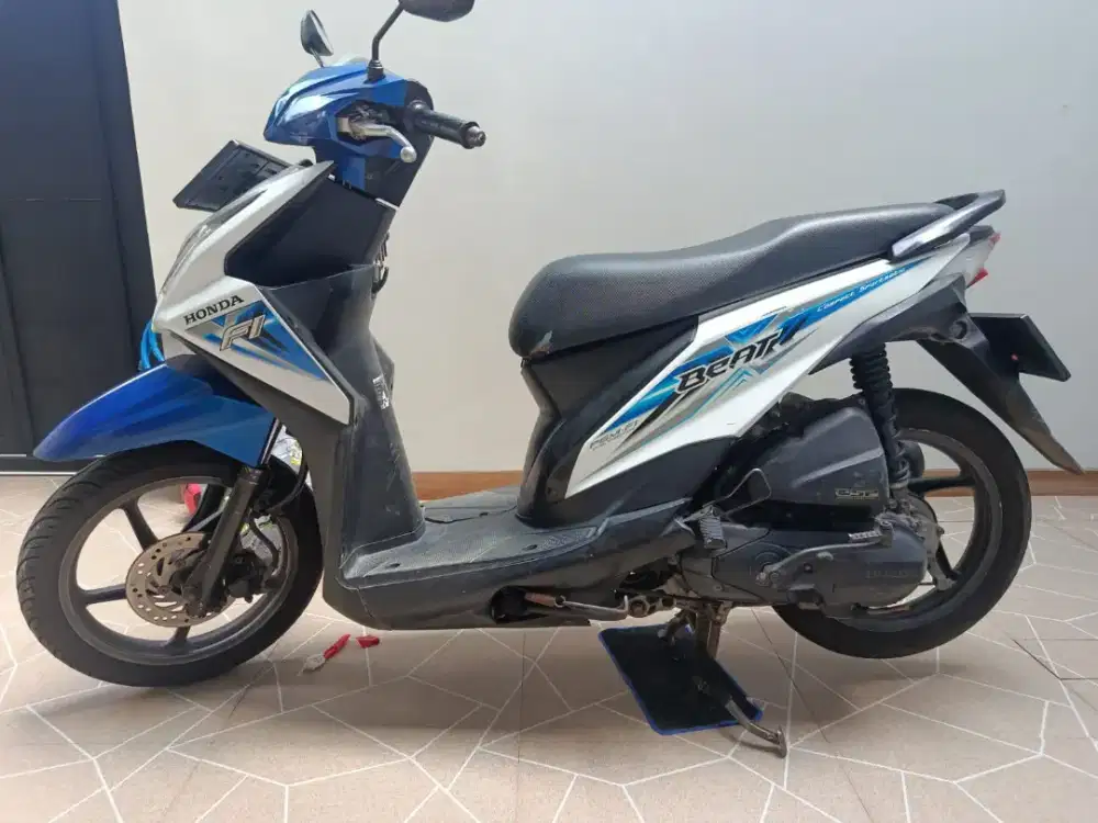 Jual Cepat Beat Biru Putih 2016