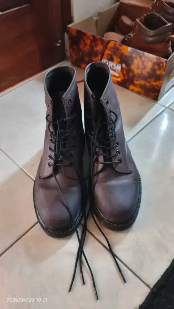 Sepatu High Boots Mancow