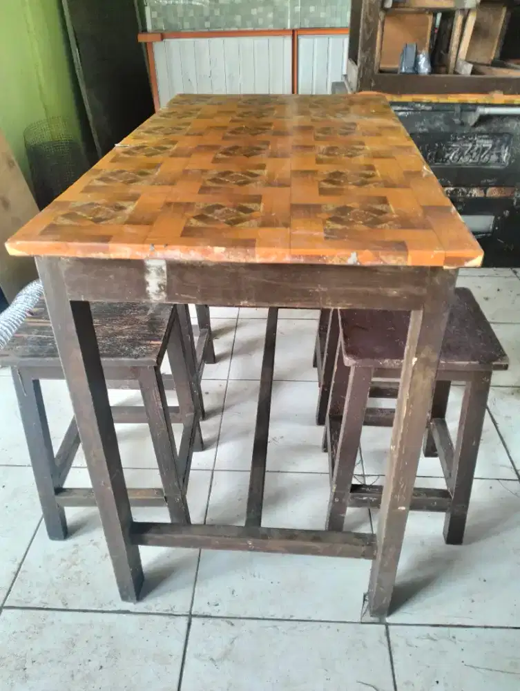 Barang bekas pakai d warung nasi