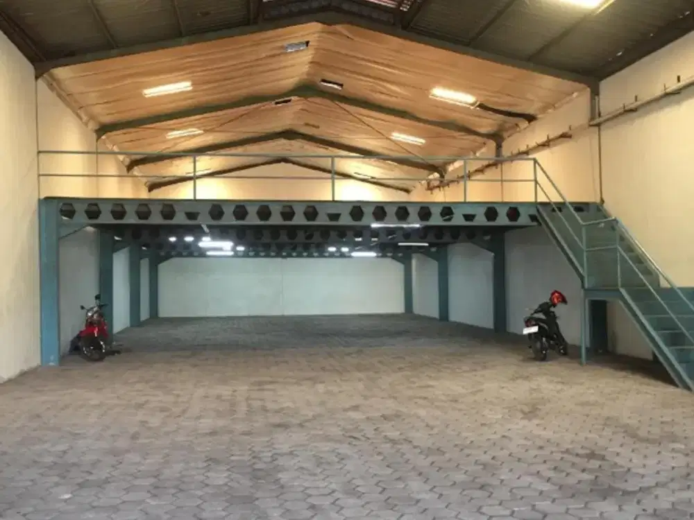 DISEWAKAN GUDANG MARGOMULYO PERMAI SIAP PAKAI