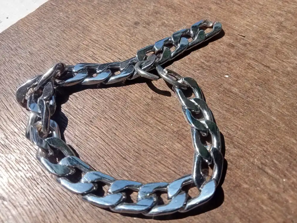 DIJUAL SEGERA GELANG PRIA