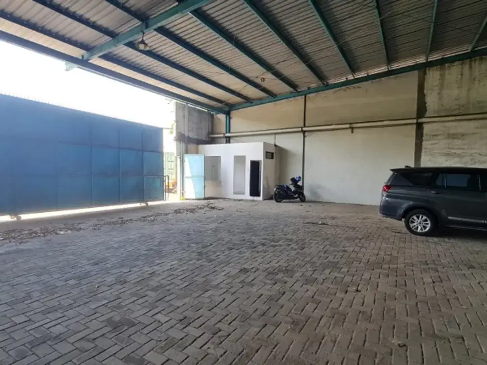 JUAL CEPAT GUDANG MARGOMULYO PERMAI JALAN UTAMA