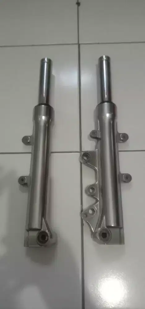 Shock depan Nmax old