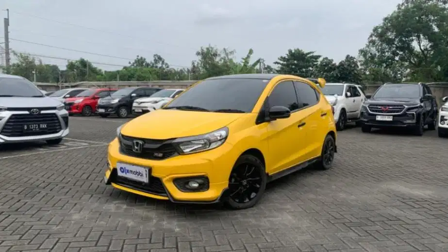 DP MURAH - Honda Brio 1.2 RS Urbanite Edition Bensin-AT 2022 Kuning