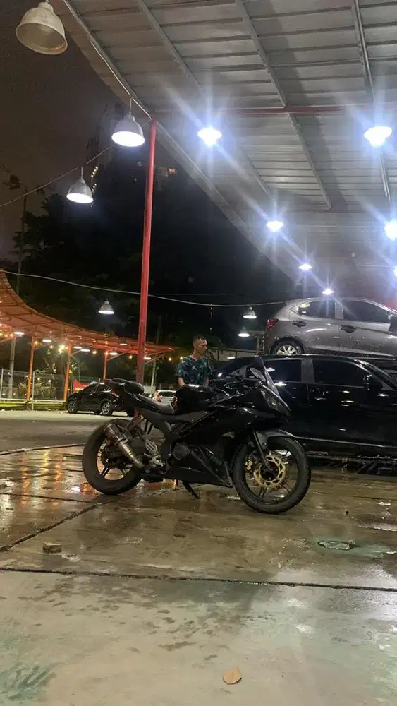 Yamaha R15 jual murah butuh dana cepat