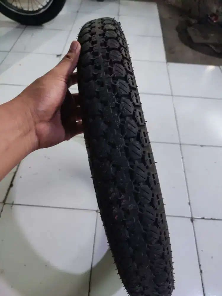 Ban Luar Aspira ATC1 ring 17 ukuran 250