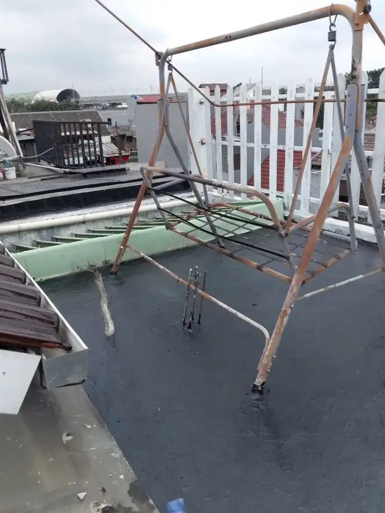 Bongkar pasang atap dan perbaikan