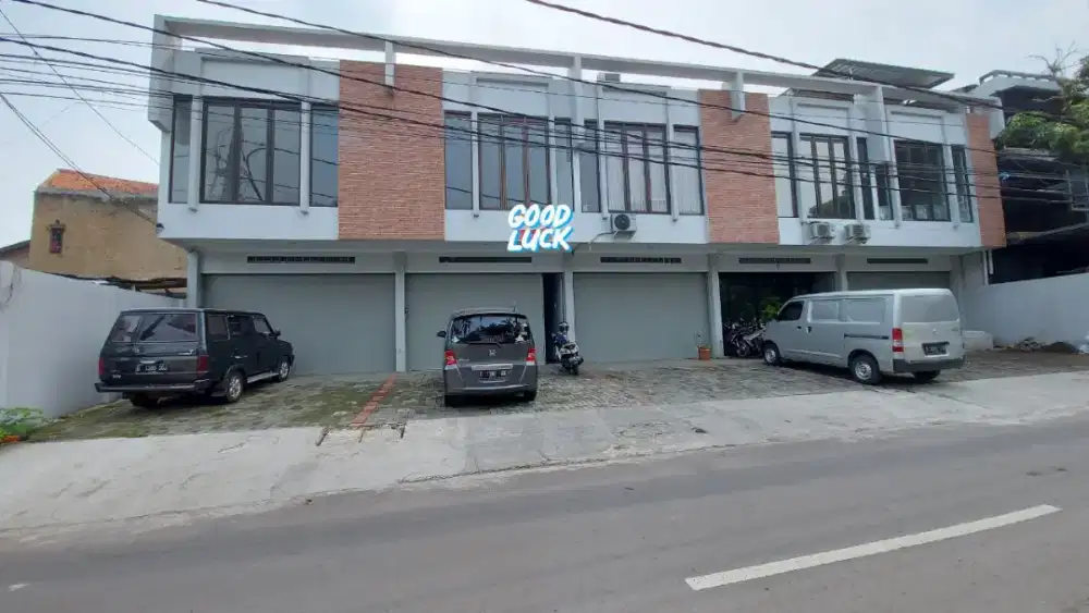 Dijual Turun Harga Ruko Baru 2 Lantai Sayap Pasteur 1,3 M SHM