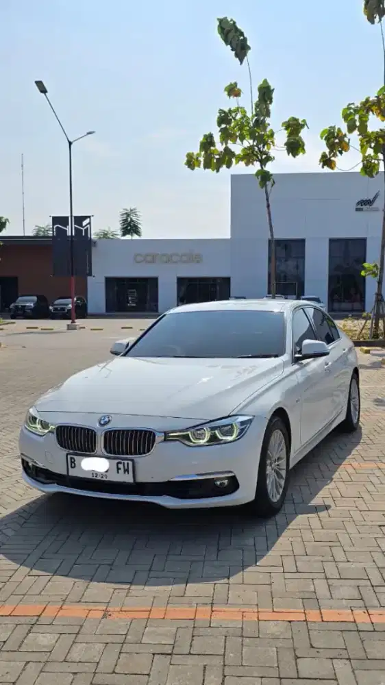 BMW 320i F30 2018 Luxury Line