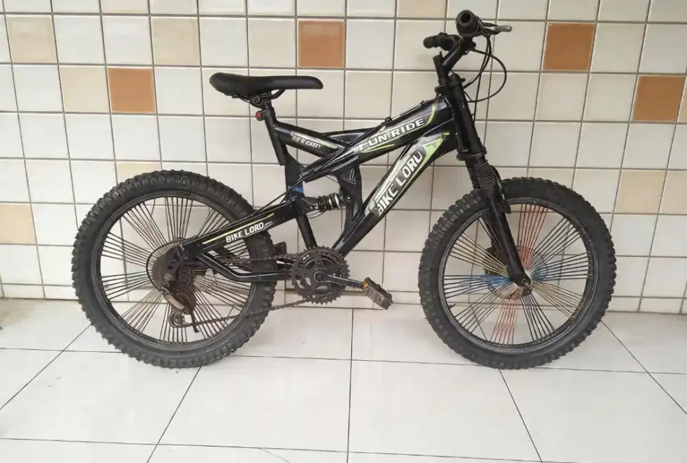 Sepeda anak Bmx uk20 fulsus bekas