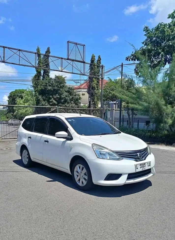 Nissan Livina 2014 Bensin
