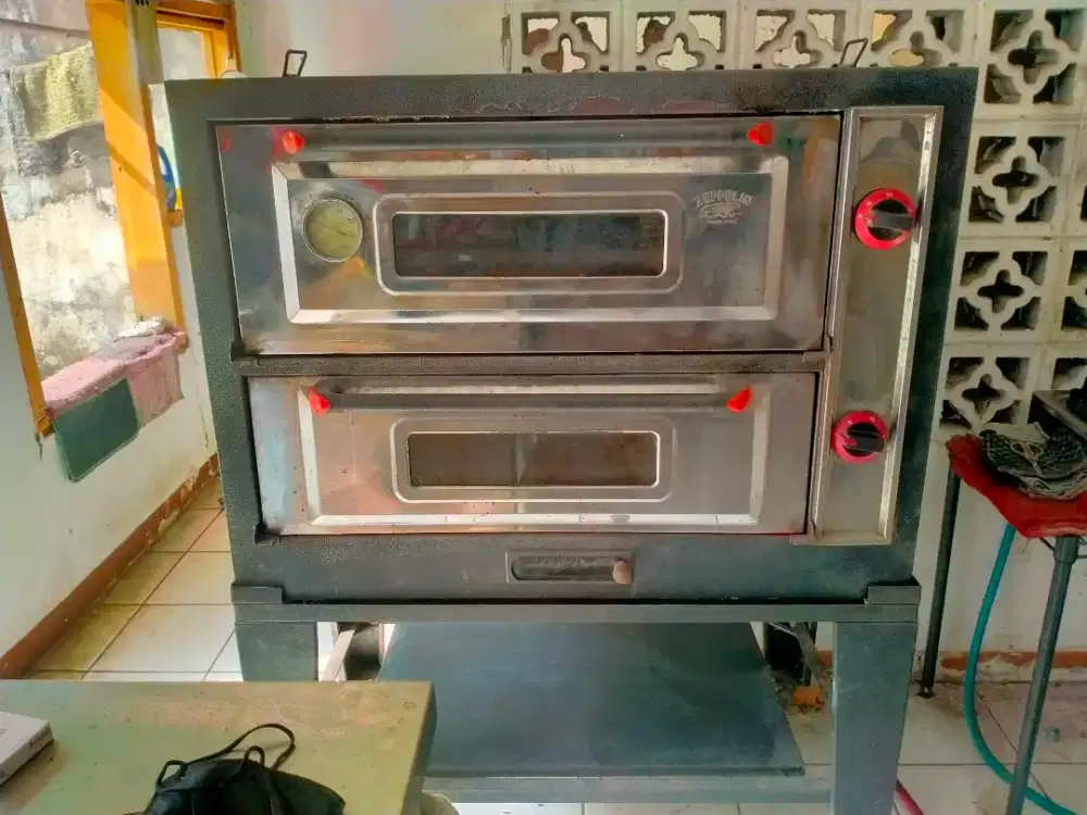 Oven Zepplin Dua Tingkat pembakaran atas bawah