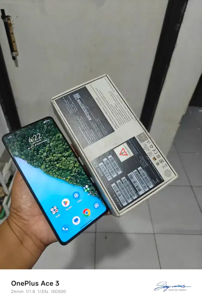 Zenfone 11 Ultra 12/256 GB sedikit minus Snapdragon 8 Gen 3 bisa tt