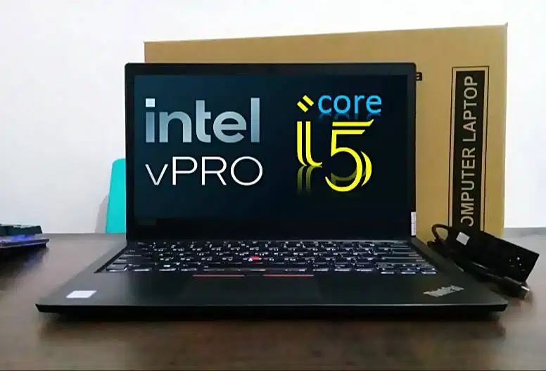 Laptop Fulzet | Core i5 | Ram 8gb | SSD 256gb | mulus segel all nomal