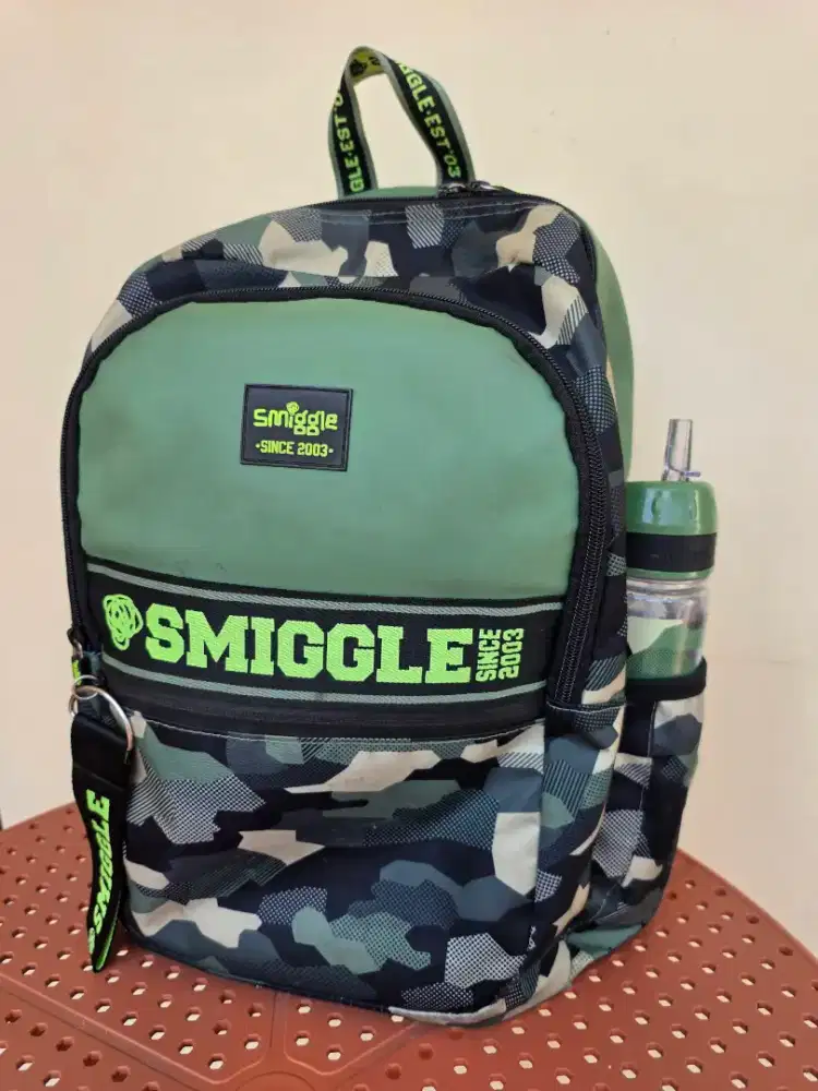 Dijual Murah Smiggle Original Second Army Backpack + Smiggle Botol mnm