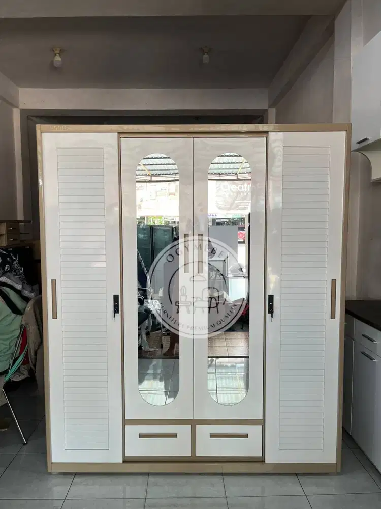 PROMO LEMARI PAKAIAN BESI 4 PINTU GRATIS ANTAR