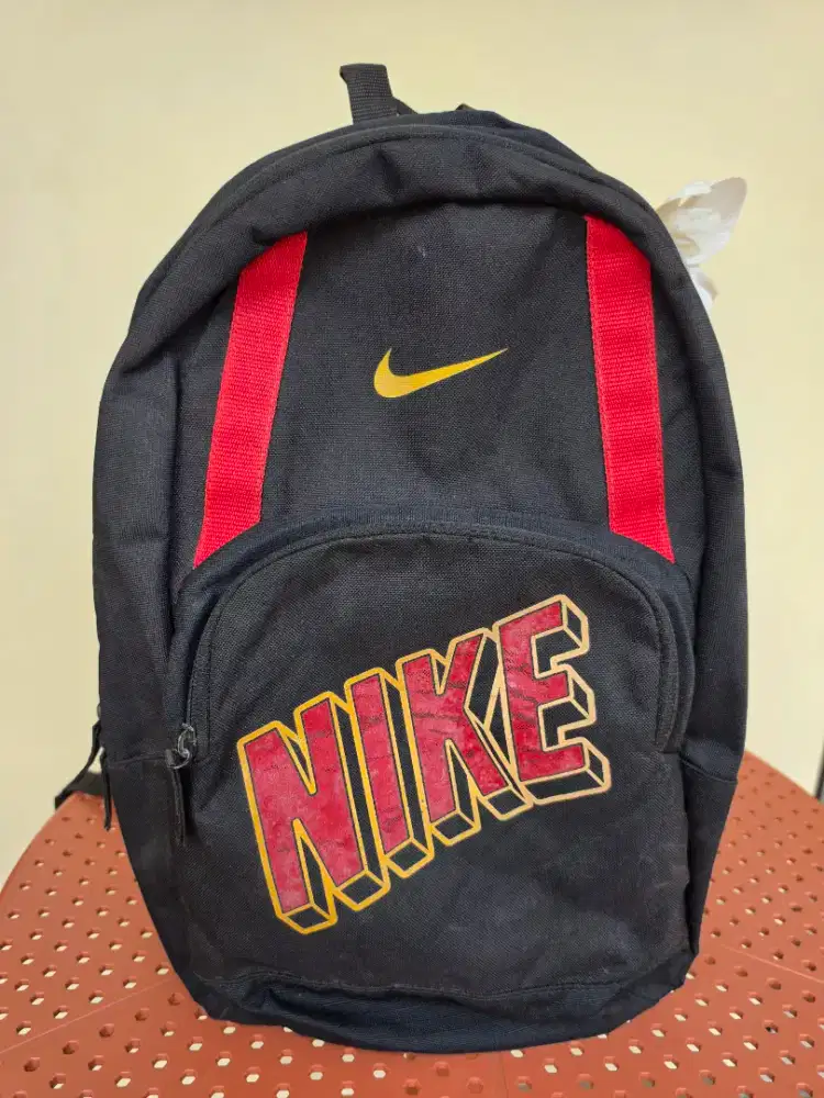 Dijual Murah Tas Nike Original Second Backpack Istimewa siap pakai