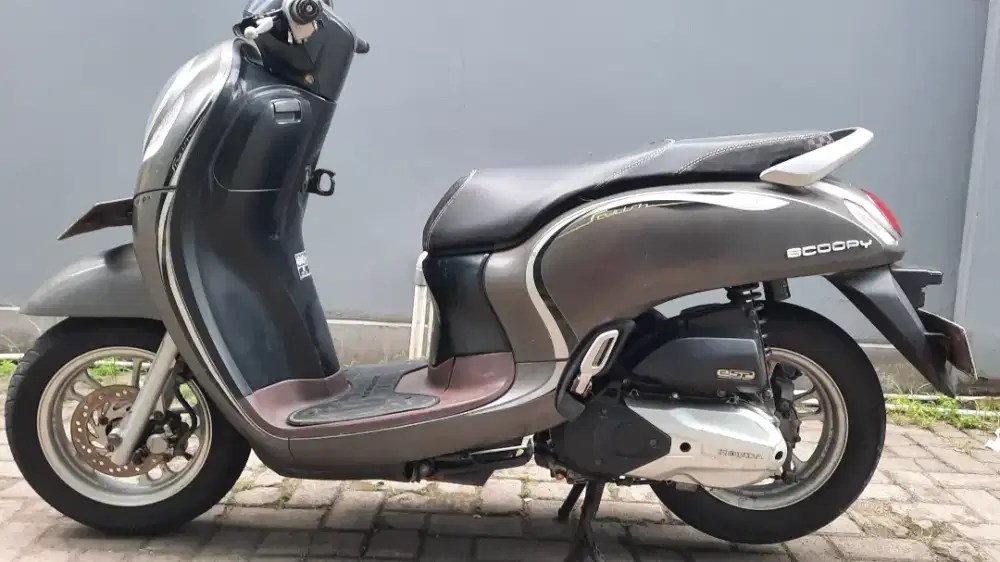 DIJUAL CEPAT SCOOPY KEYLESS TH 2022 SURAT KOMPLIT NO MINUS